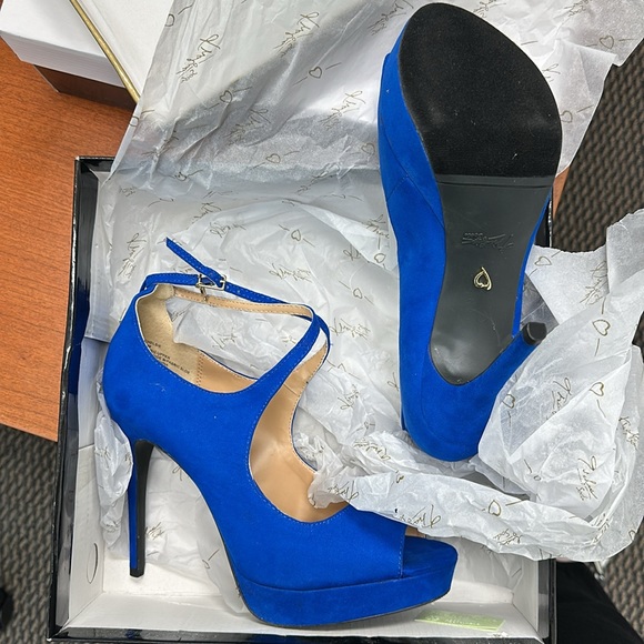 New Thalia Sodi Women’s Chelsief Cobalt - Picture 3 of 5